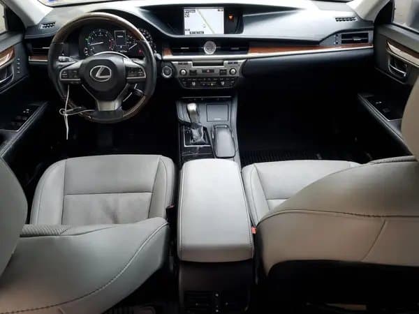 Lexus Es 2016
