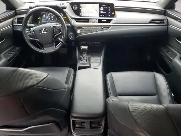 Lexus Es 2021