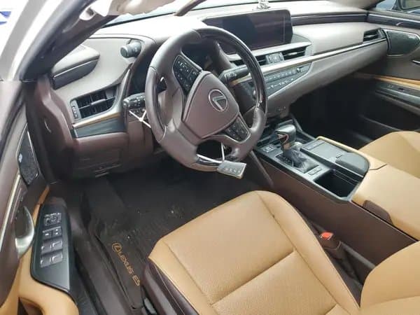 Lexus Es 2021