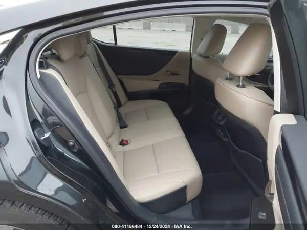 Lexus Es 2021