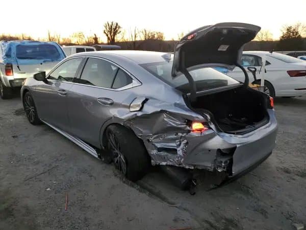 Lexus Es 2025