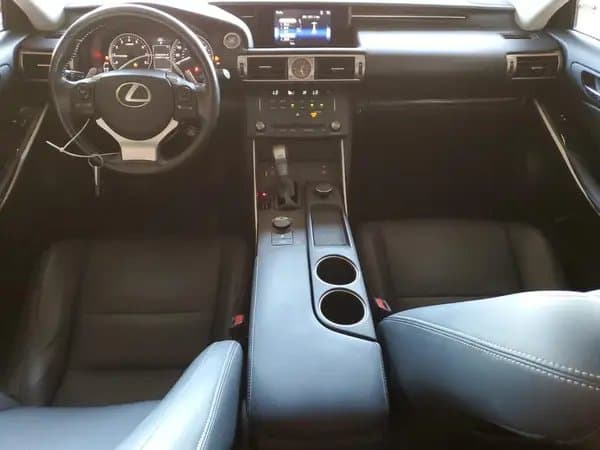 Lexus Is 2016