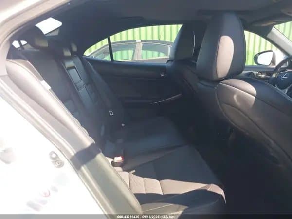 Lexus Is 2016