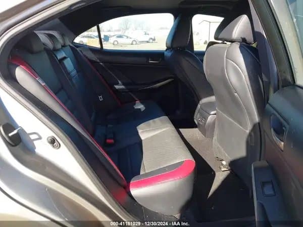Lexus Is 2019