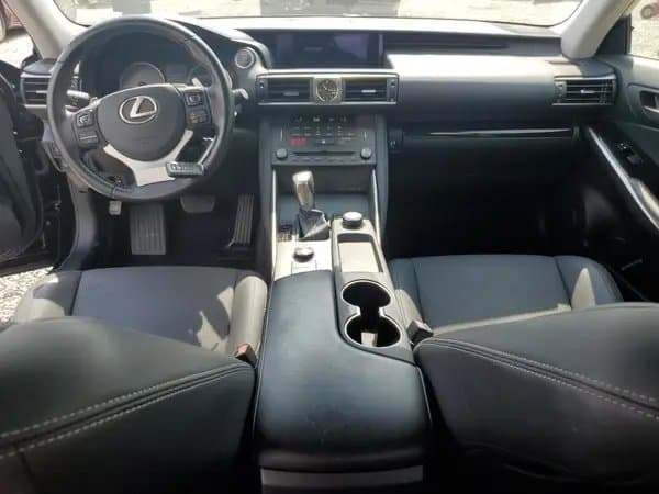 Lexus Is 2020