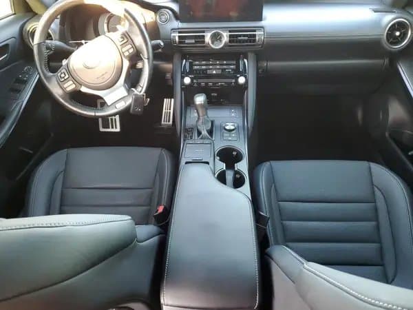 Lexus Is 2021