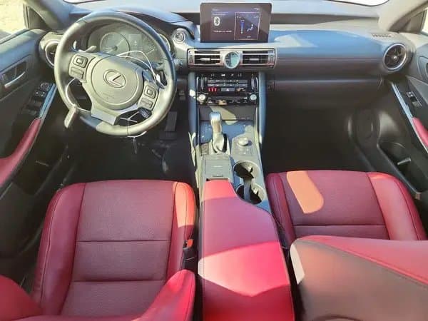 Lexus Is 2021