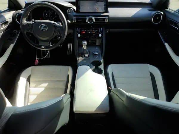 Lexus Is 2022