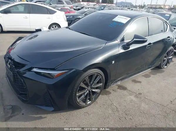 Lexus Is 2024