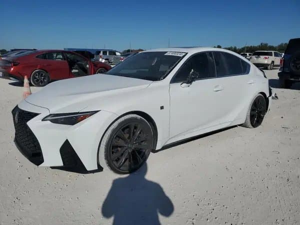 Lexus Is 2024