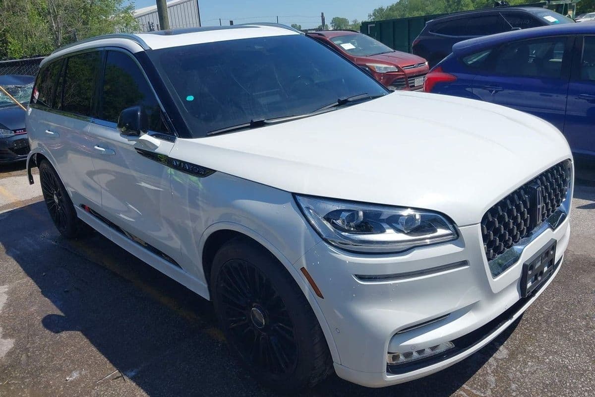 Lincoln Aviator 2021