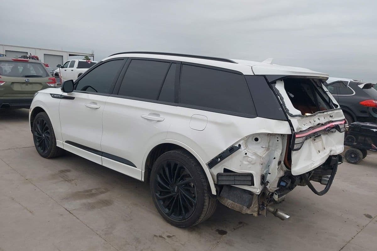 Lincoln Aviator 2024