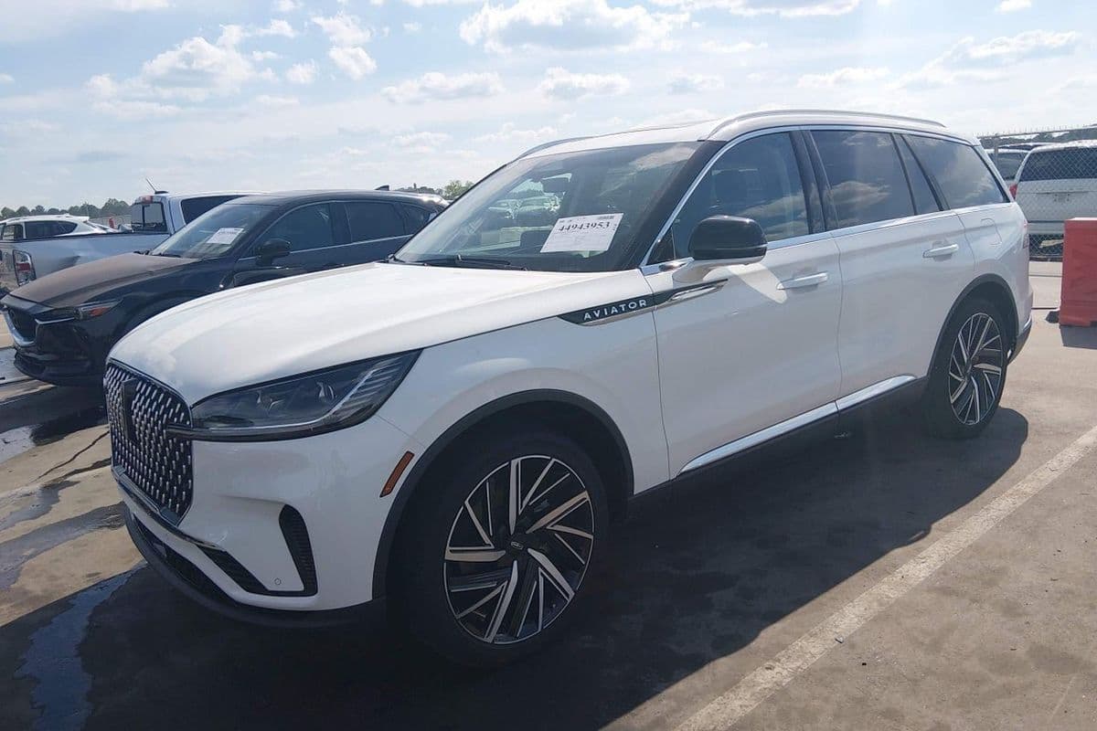 Lincoln Aviator 2025