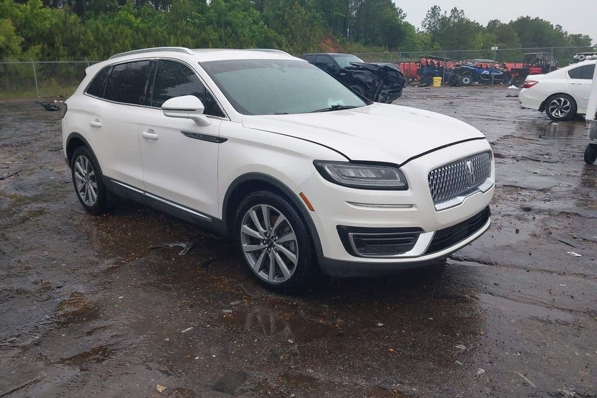 Lincoln Nautilus 2019