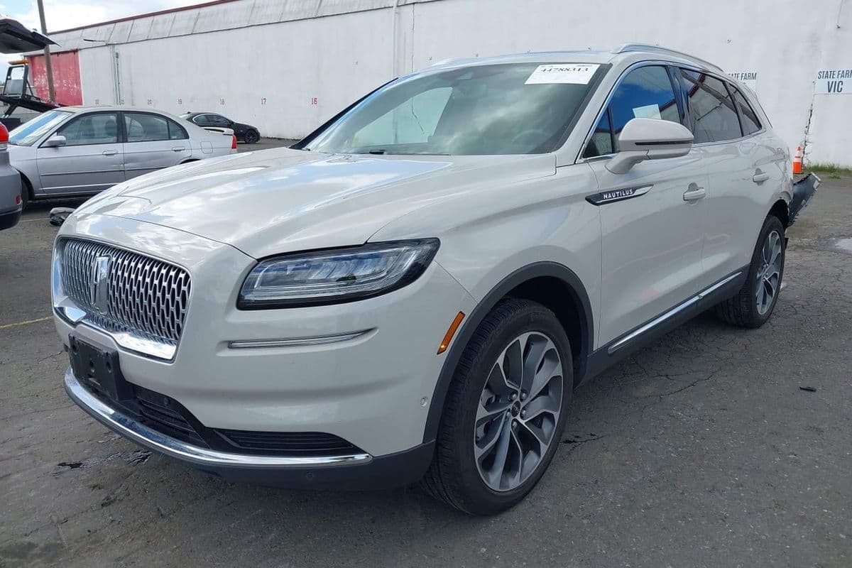 Lincoln Nautilus 2023