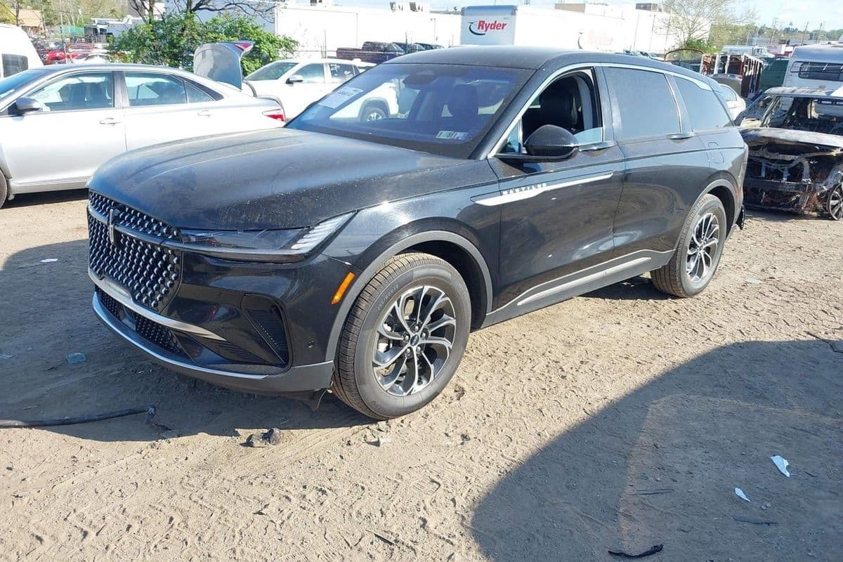 Lincoln Nautilus 2024
