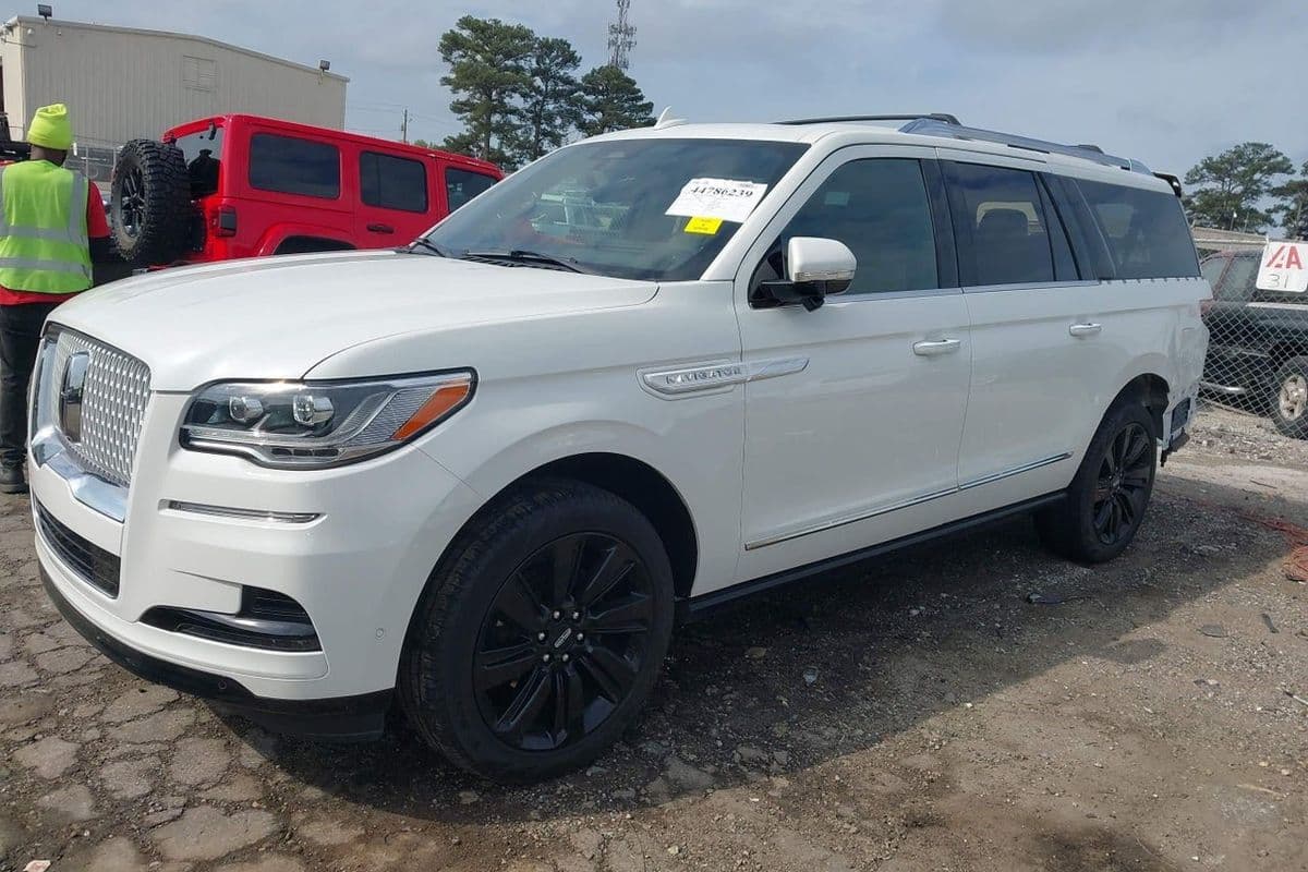 Lincoln Navigator 2024