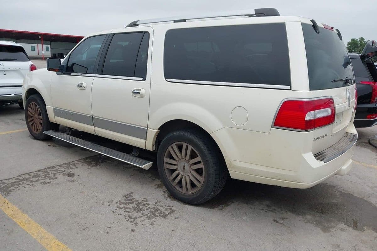 Lincoln Navigator L 2007