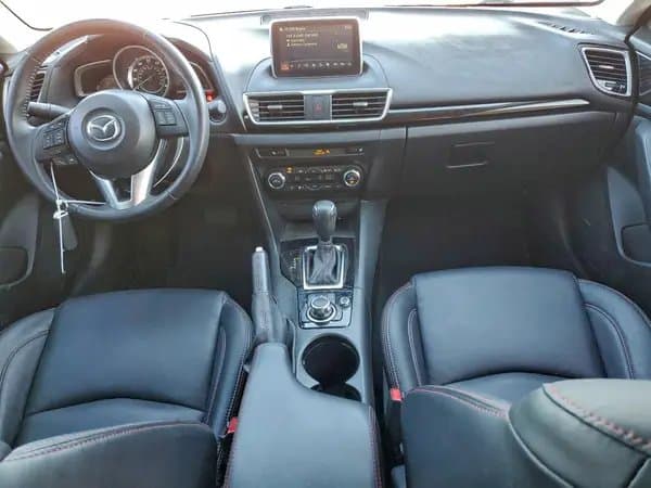 Mazda 3 2016