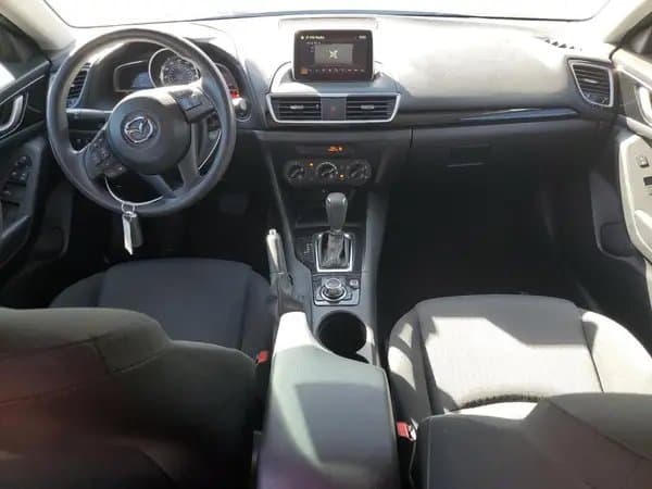 Mazda 3 2016