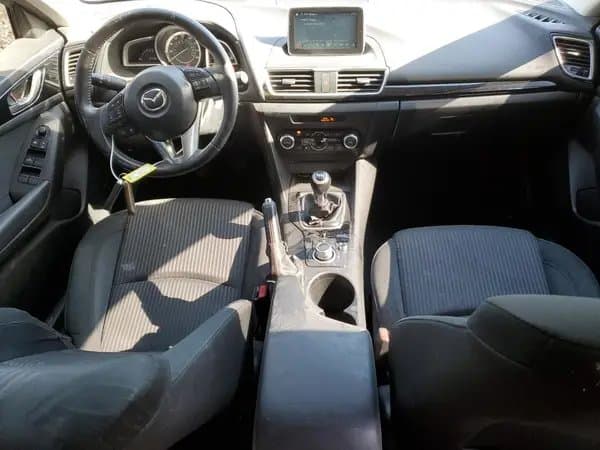 Mazda 3 2016