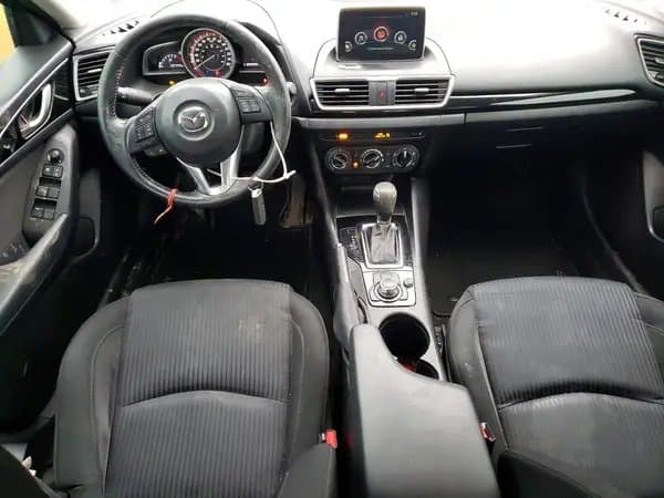 Mazda 3 2016