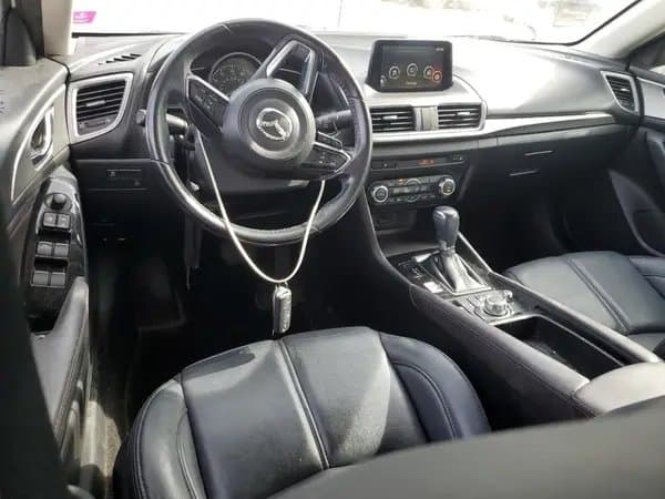 Mazda 3 2018