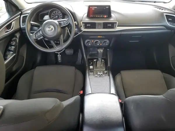 Mazda 3 2018