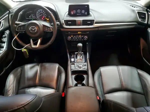 Mazda 3 2018
