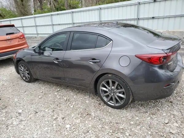 Mazda 3 2018