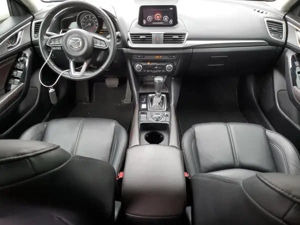 Mazda 3 2018