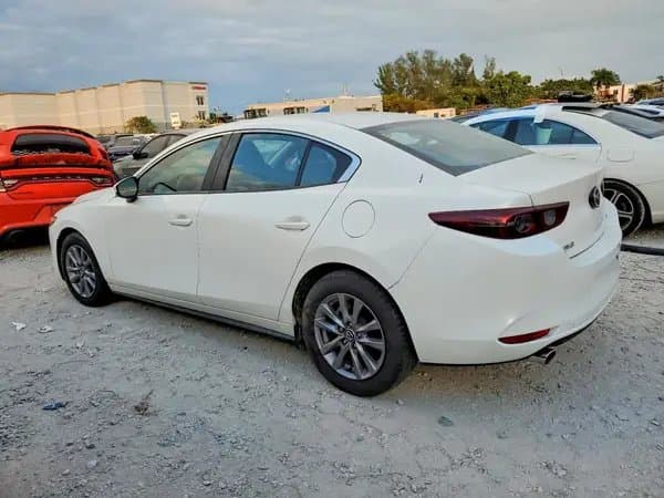 Mazda 3 2021
