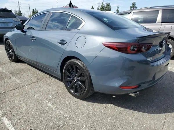 Mazda 3 2024