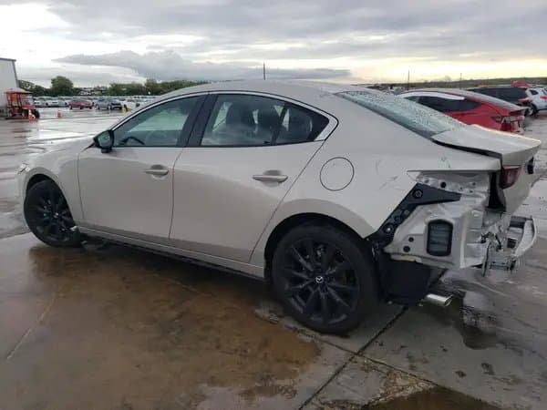 Mazda 3 2024