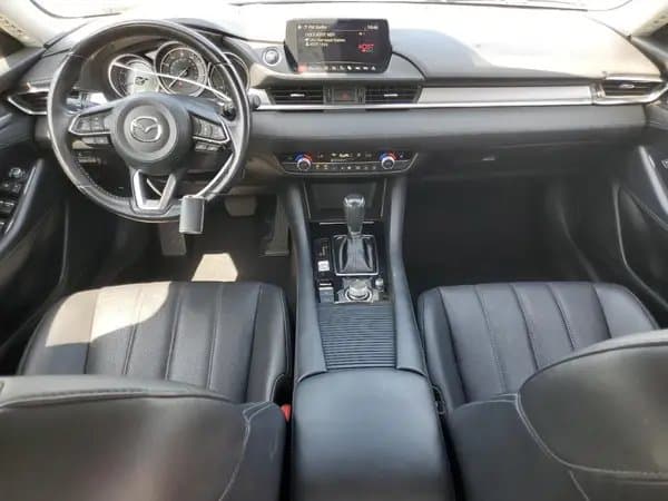 Mazda 6 2021