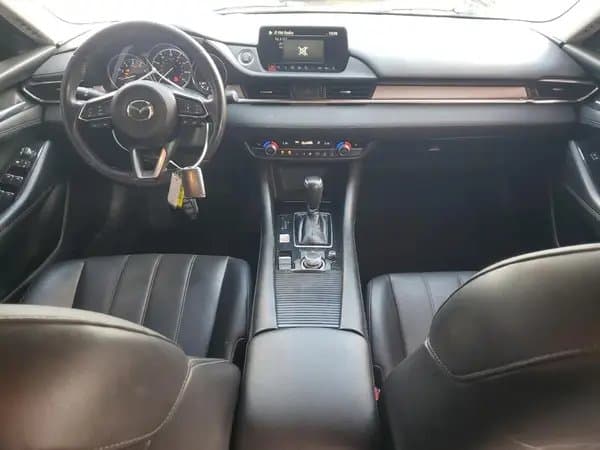 Mazda 6 2021