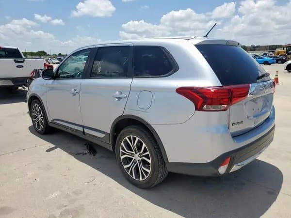 Mitsubishi Outlander 2016