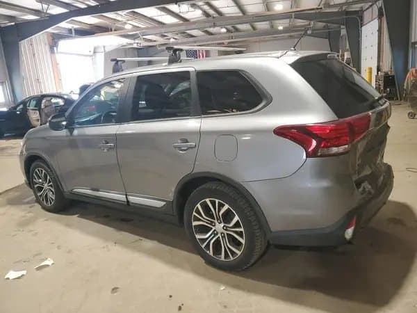 Mitsubishi Outlander 2016
