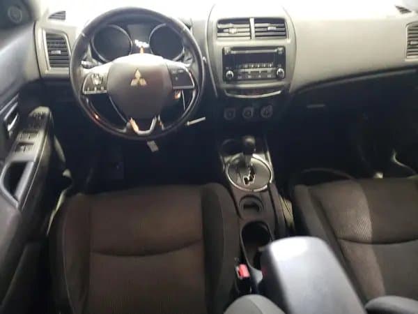 Mitsubishi Outlander 2016