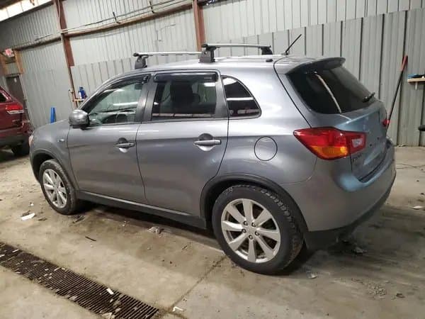 Mitsubishi Outlander 2016