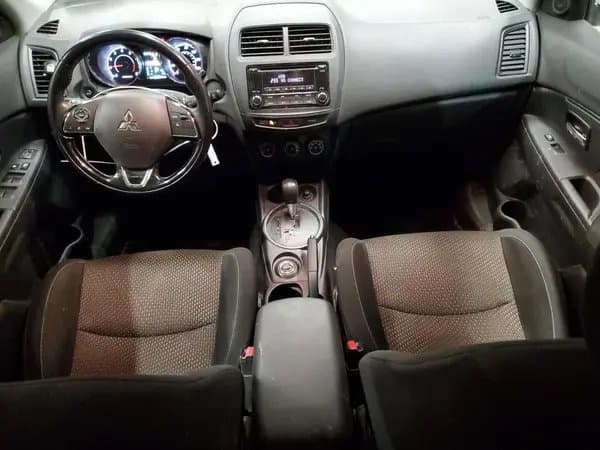 Mitsubishi Outlander 2016