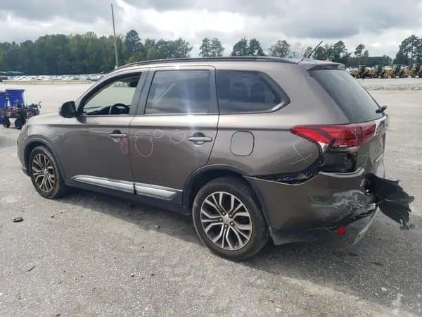 Mitsubishi Outlander 2016