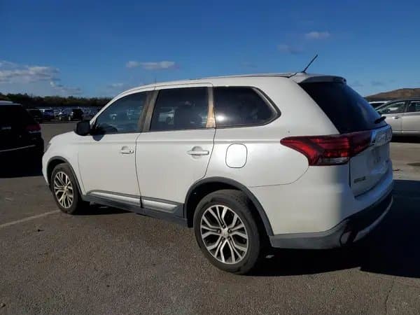 Mitsubishi Outlander 2016