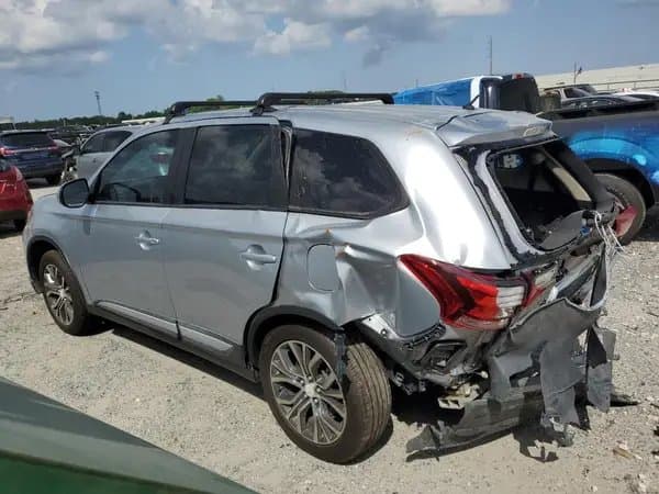 Mitsubishi Outlander 2016