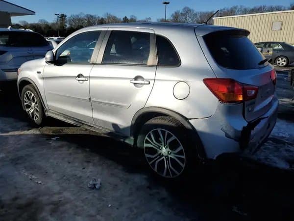 Mitsubishi Outlander 2016