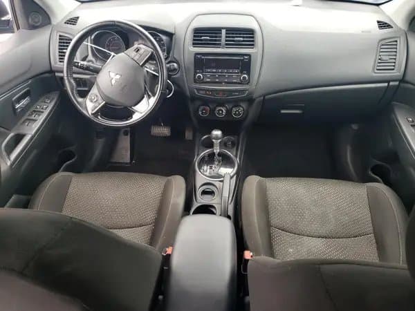 Mitsubishi Outlander 2016