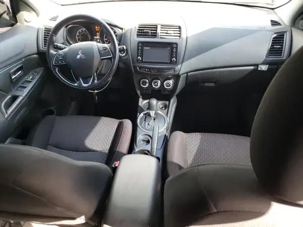 Mitsubishi Outlander 2016