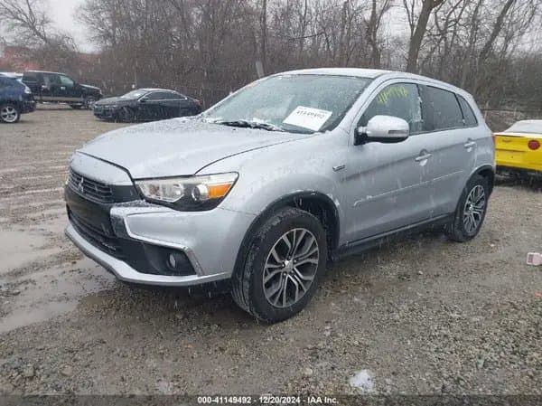 Mitsubishi Outlander 2016