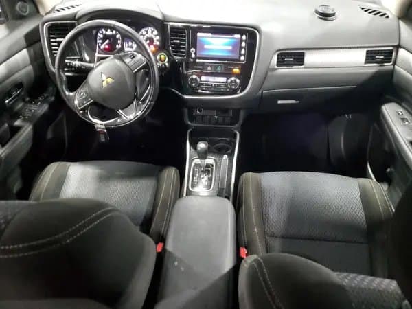 Mitsubishi Outlander 2017