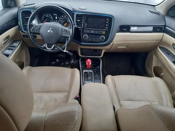 Mitsubishi Outlander 2017